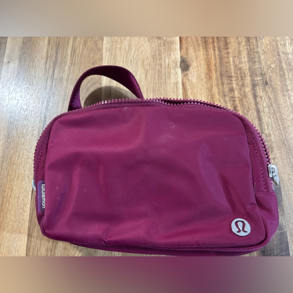 Lululemon athletica Everywhere belt bag large 2L
